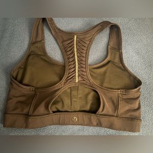 Lululemon sport bra
